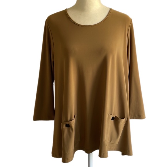 SUN KIM Tops - Sun Kim Neutral Taupe Stretchy Slinky Jersey Knit 3/4 Sleeve Swing Tunic